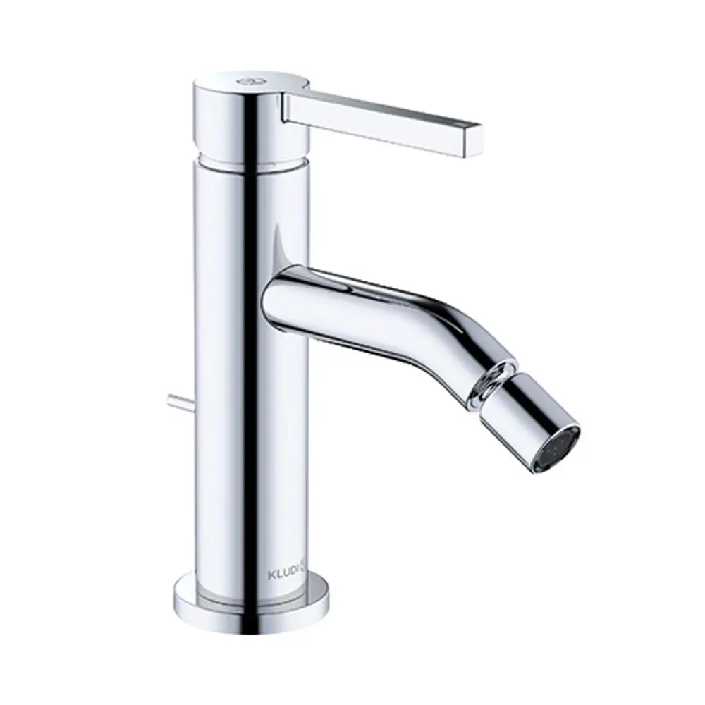 Kludi Bidetarmatur in Chrom mit einem klaren, geraden Design und einer seitlichen Zugstange zur Steuerung des Wasserflusses.
